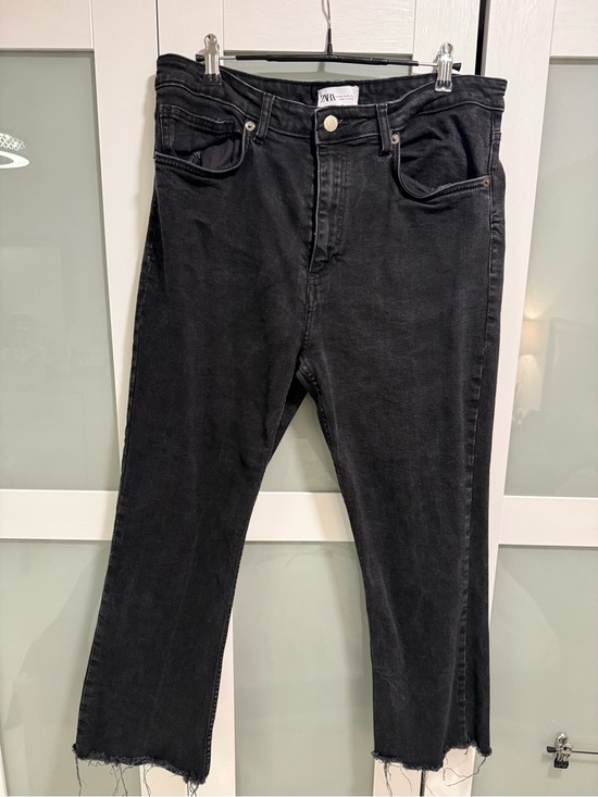 Zara Denim - ZARA Washed Black Ankle Crop Jeans
